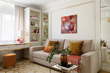 Стильный ковер Ribbon Gold в дизайнерском интерьере гостиной