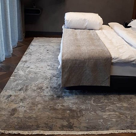 Ковровое полотно Aldo в спальне