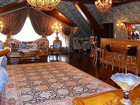 Индийский рельефный ковер в классическом интерьере