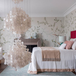 Современный гобелен Aldo в спальне